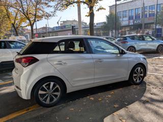 HYUNDAI i20 usata, con Alzacristalli elettrici