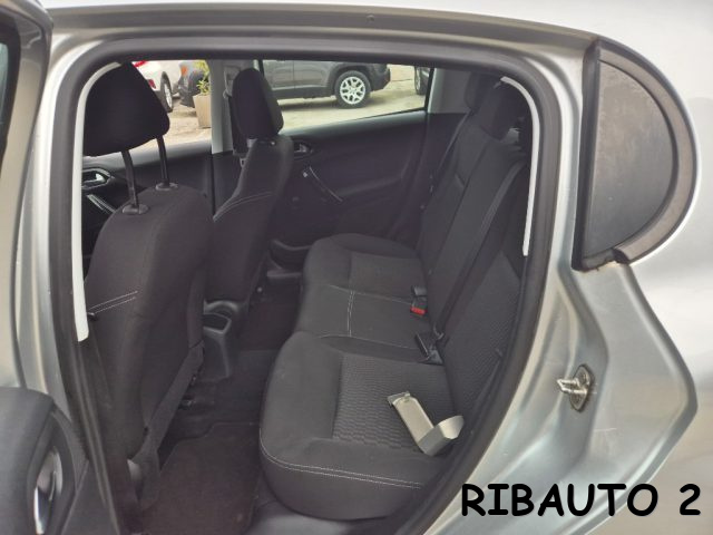 PEUGEOT 208 usata, con Chiusura centralizzata