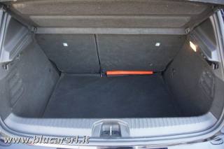 RENAULT Clio usata, con Sedile posteriore sdoppiato