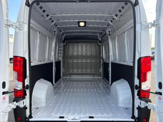 PEUGEOT Boxer usata, con ESP