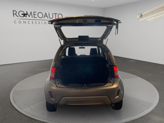 SUZUKI Ignis usata, con Bluetooth