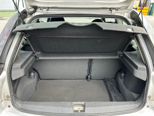 OPEL Corsa usata, con Chiusura centralizzata