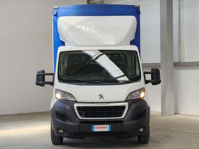 PEUGEOT Boxer usata, con Airbag