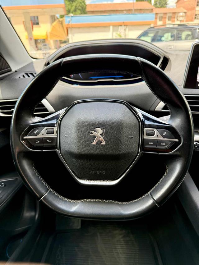 PEUGEOT 3008 usata, con Vetri oscurati