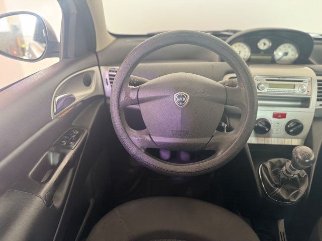 LANCIA Ypsilon usata 12