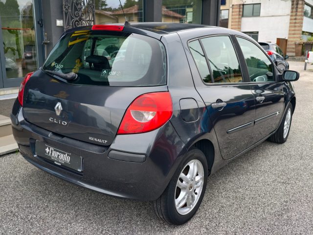 RENAULT Clio usata, con Airbag laterali