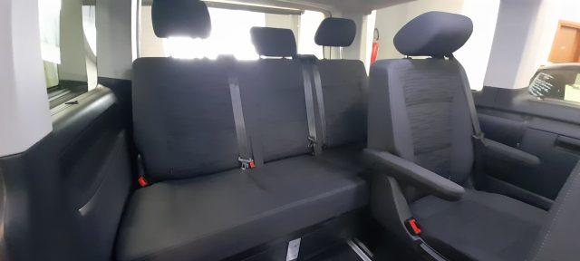 VOLKSWAGEN Multivan usata 21