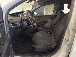 LANCIA Ypsilon usata, con ESP