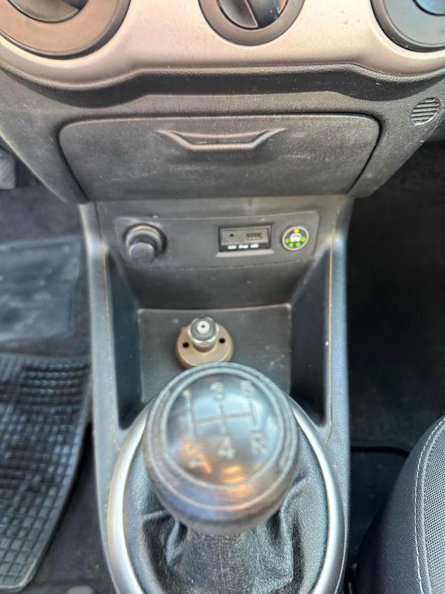 HYUNDAI i20 usata 16