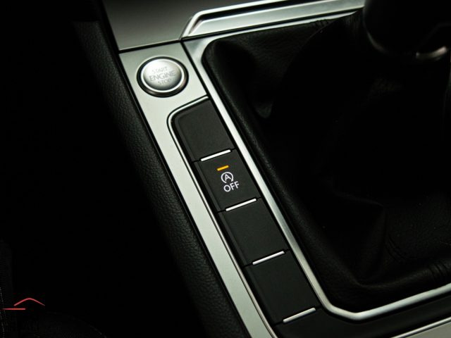 VOLKSWAGEN Passat Variant usata 27