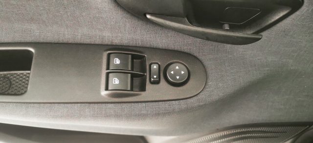 LANCIA Ypsilon usata 38