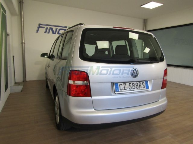 VOLKSWAGEN Touran usata, con Climatizzatore