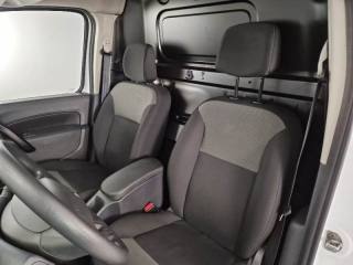 RENAULT Kangoo usata, con Autoradio digitale