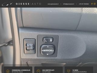 TOYOTA Yaris usata, con Isofix