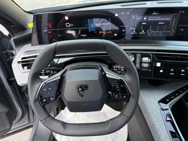 PEUGEOT 5008 usata, con Bracciolo