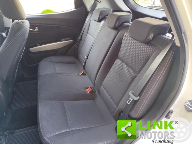 SSANGYONG Tivoli usata, con Autoradio