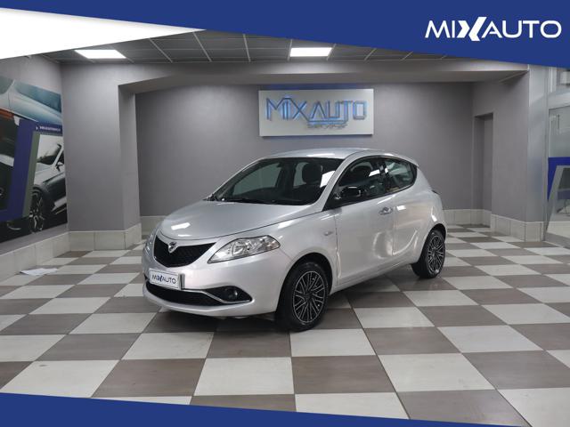 LANCIA Ypsilon usata, con ABS