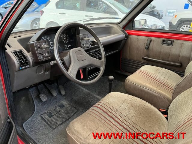 FIAT Uno usata 12