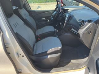 RENAULT Captur usata, con Autoradio
