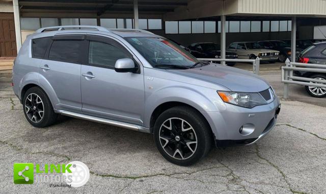 MITSUBISHI Outlander usata, con Fendinebbia