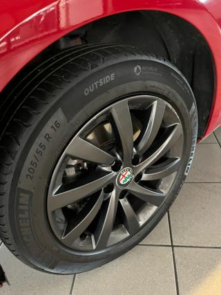 ALFA ROMEO Giulietta usata, con Airbag testa