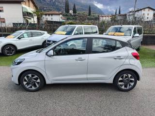 HYUNDAI i10 usata, con Airbag