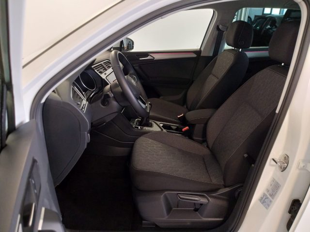 VOLKSWAGEN Tiguan usata, con Park Distance Control