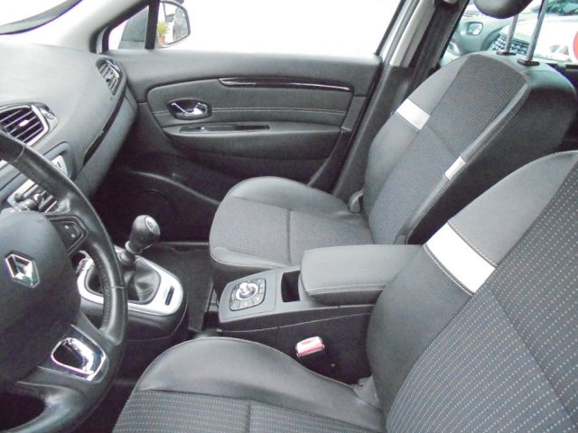 RENAULT Scenic usata 29