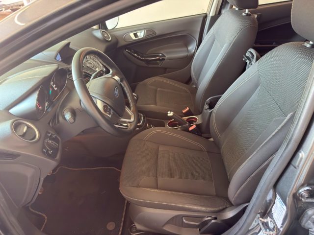 FORD Fiesta usata, con Climatizzatore