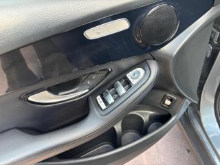 MERCEDES-BENZ GLC 220 usata, con Chiusura centralizzata