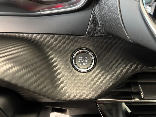 PEUGEOT 2008 usata, con USB