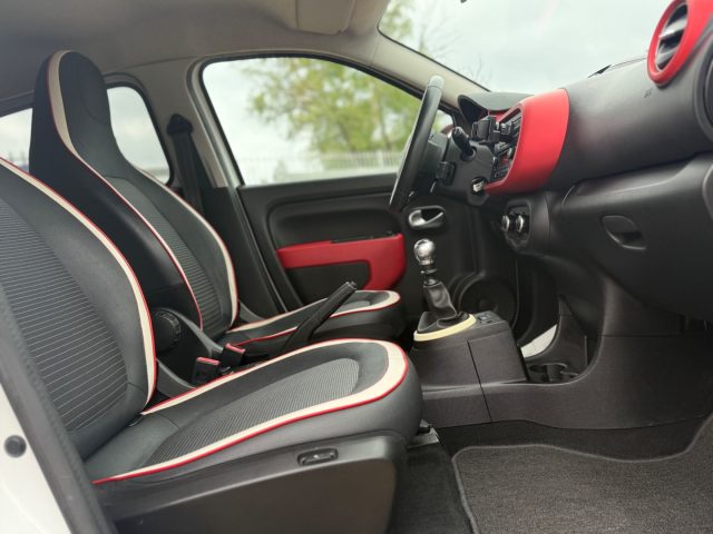 RENAULT Twingo usata 24
