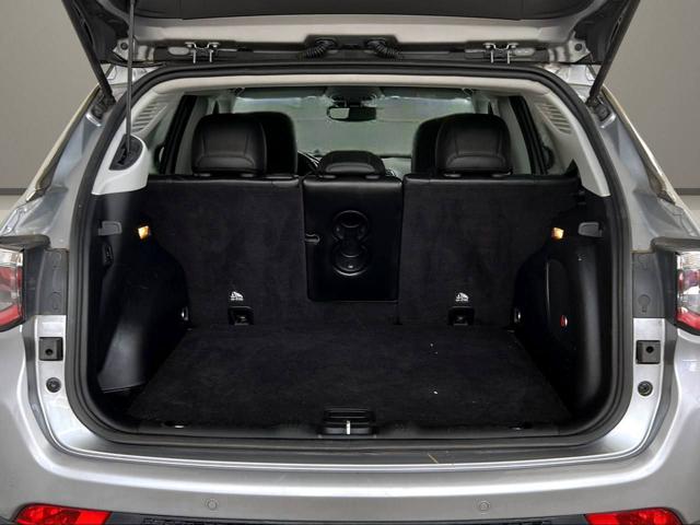 JEEP Compass usata, con Autoradio