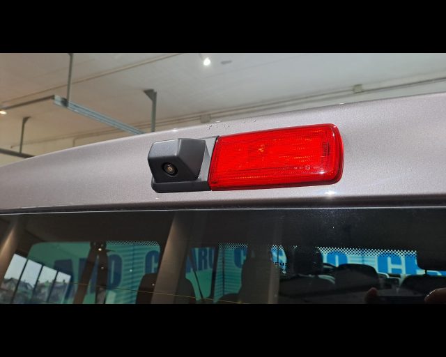 RENAULT Trafic usata 23