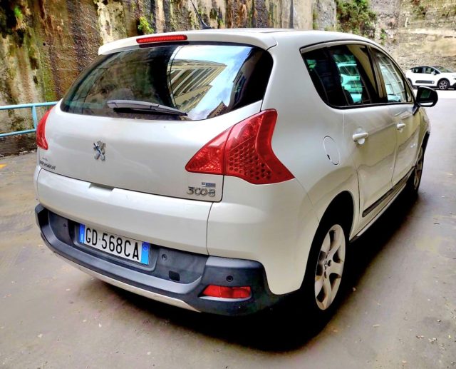 PEUGEOT 3008 usata, con Autoradio