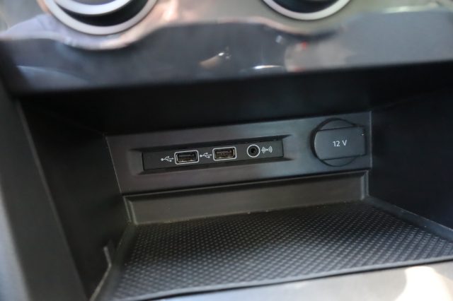 VOLKSWAGEN Tiguan usata, con Apple CarPlay