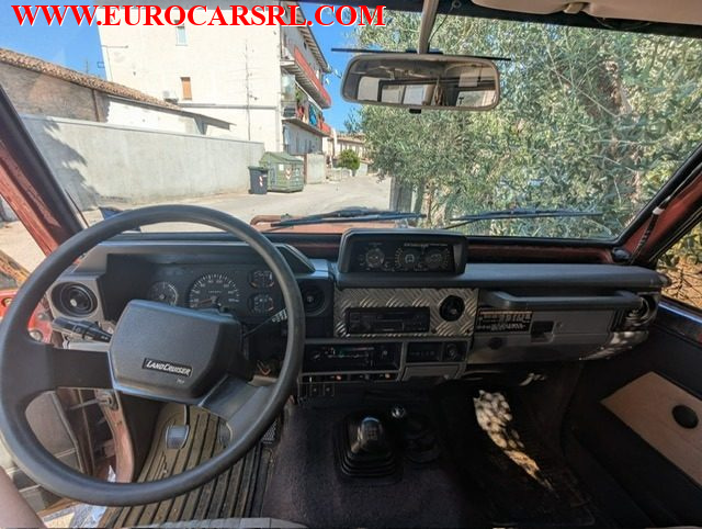 TOYOTA Land Cruiser usata 13