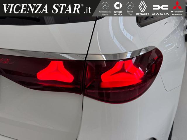 MERCEDES-BENZ E 220 usata, con Alzacristalli elettrici