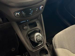 FORD Tourneo Courier usata, con Volante in pelle