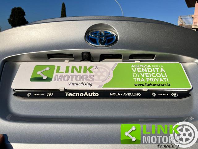 TOYOTA C-HR usata, con Sedile posteriore sdoppiato