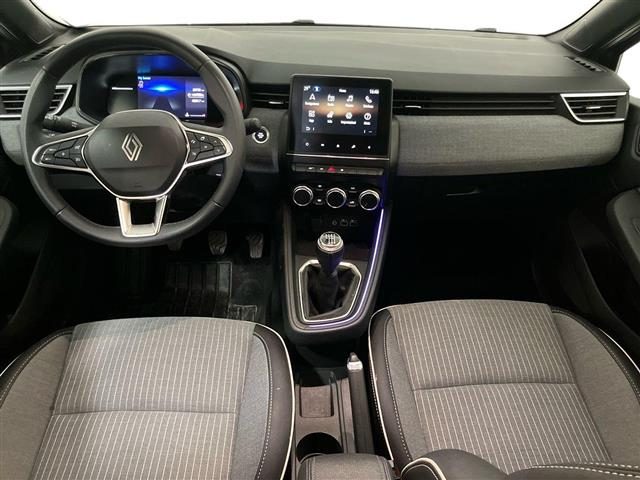 RENAULT Clio usata, con Controllo automatico clima