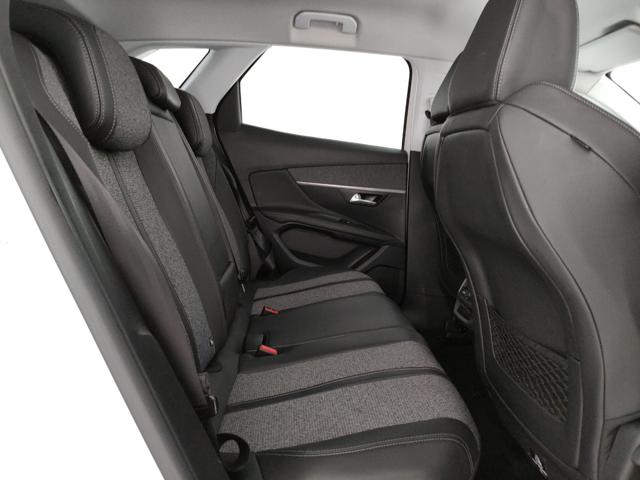 PEUGEOT 3008 usata, con Vetri oscurati