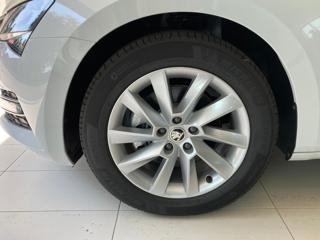 SKODA Superb usata, con Alzacristalli elettrici