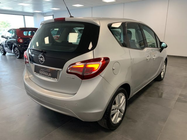 OPEL Meriva usata, con Autoradio
