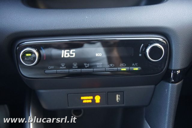 TOYOTA Yaris usata, con Airbag testa