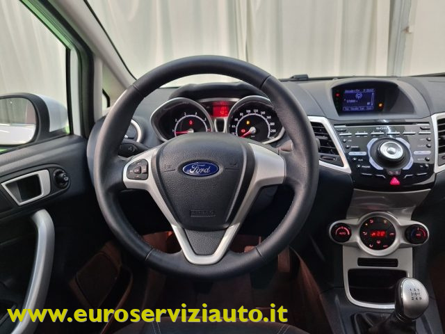 FORD Fiesta usata, con Vetri oscurati