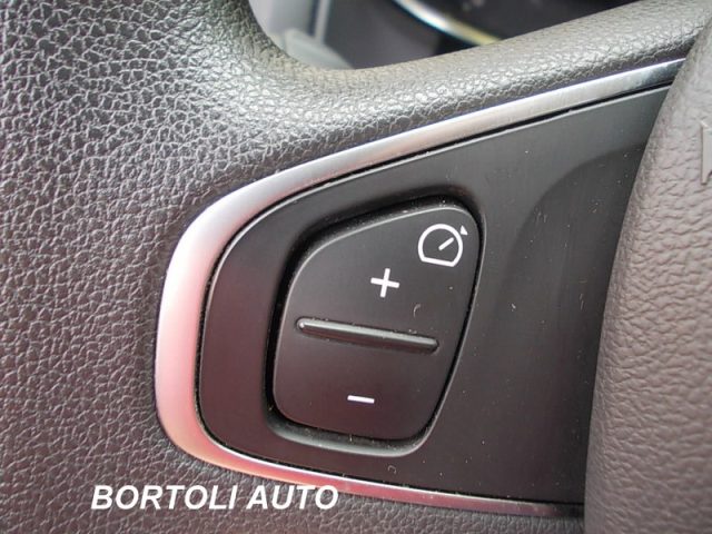 RENAULT Clio usata, con Bluetooth