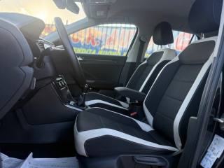 VOLKSWAGEN T-Roc usata, con Bracciolo