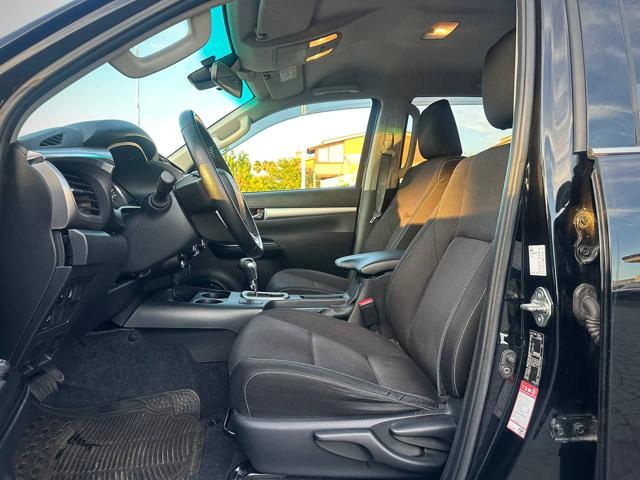 TOYOTA Hilux usata, con Bracciolo