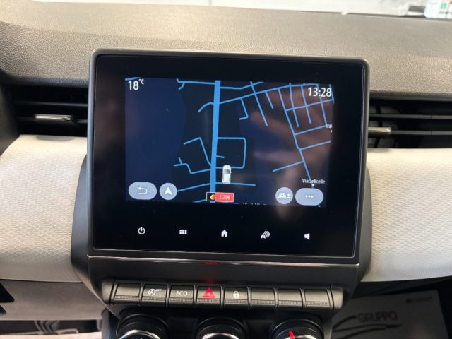 RENAULT Clio usata, con Luci diurne LED